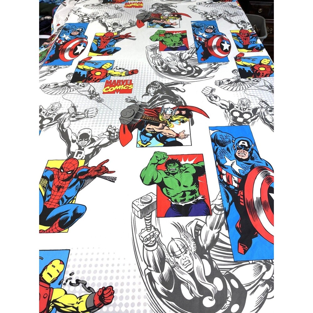 MARVEL HEROES Twin Bed Set 1 Fitted 1 Flat Sheet  Avengers, Spiderman, Sku#10